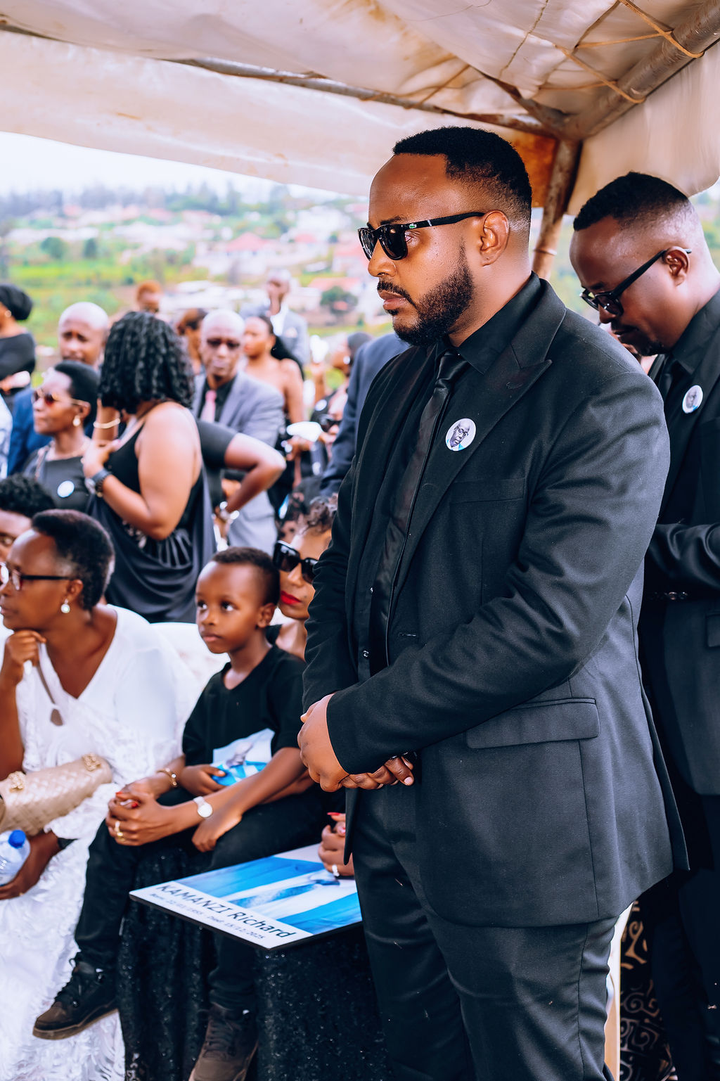 Didier Kamanzi yashyinguye umubyeyi we Kamanzi Richard, aho yanagaragaje ishimwe rikomeye  amufitiye